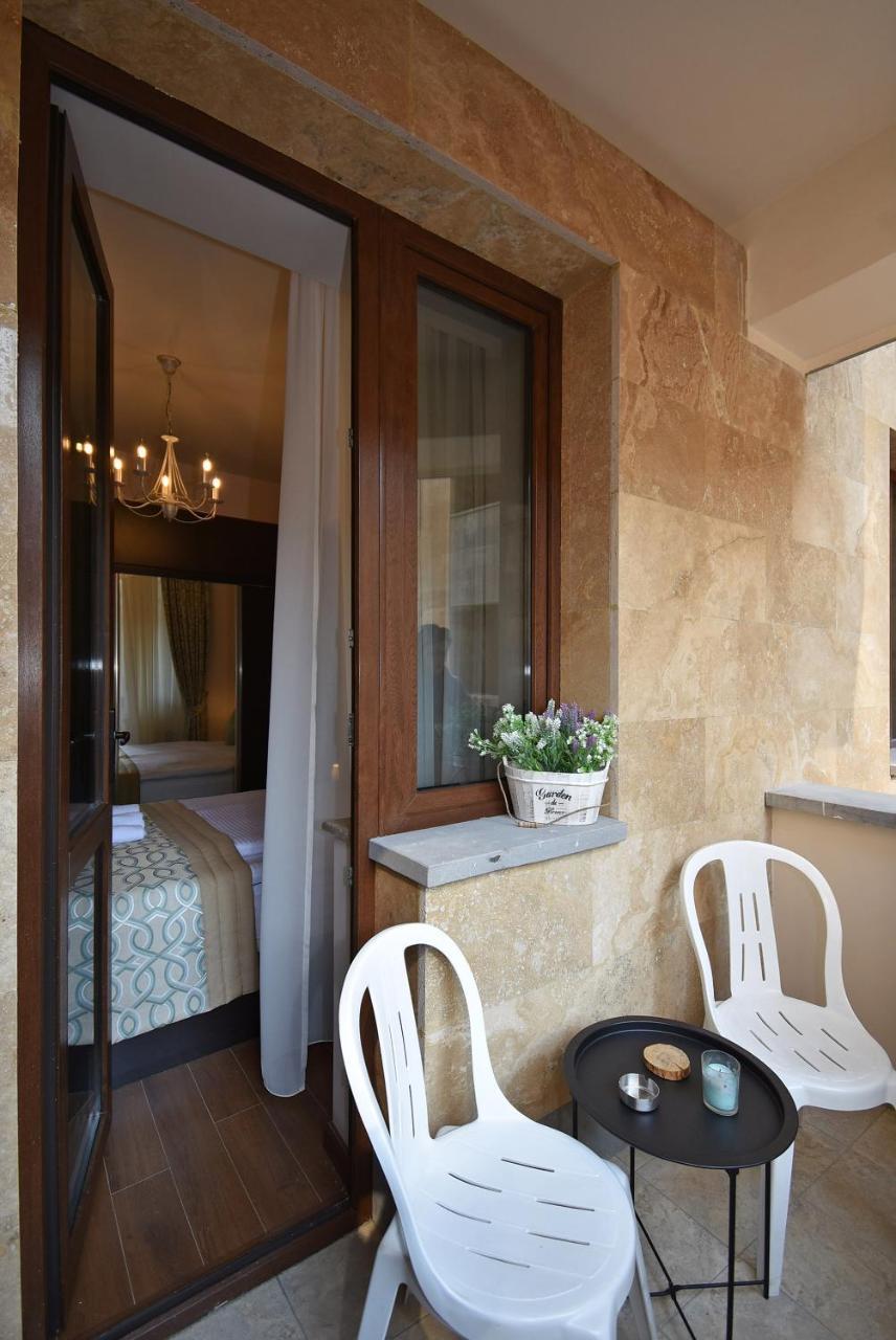 Yerevan4You Patio Exterior photo